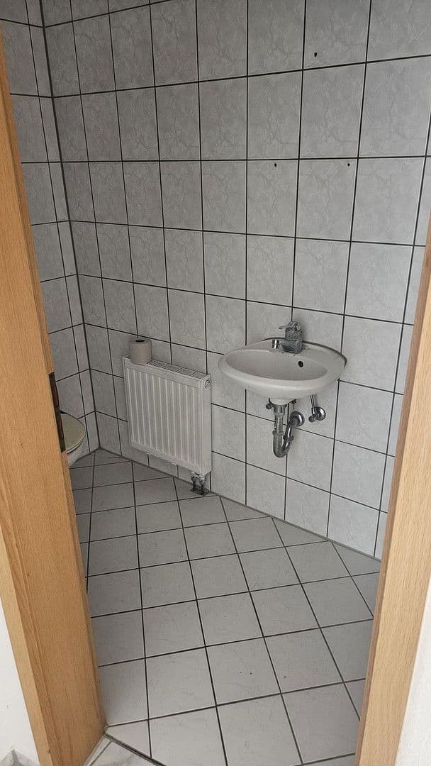 Pronájem bytu 3+1 76 m², Stauffenbergring 28, Ellwangen (Jagst), Bádensko-Württembersko Pronájem bytu 3+1 76 m², Stauffenbergring 28, Ellwangen (Jagst), Bádensko-Württembersko