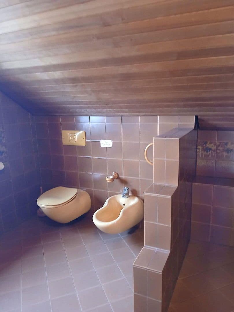 Prodej domu 128 m², pozemek 585 m², Fasanenweg 7, Pyrbaum, Bavorsko Prodej domu 128 m², pozemek 585 m², Fasanenweg 7, Pyrbaum, Bavorsko