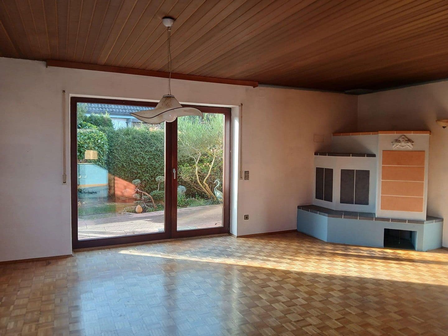 Prodej domu 128 m², pozemek 585 m², Fasanenweg 7, Pyrbaum, Bavorsko Prodej domu 128 m², pozemek 585 m², Fasanenweg 7, Pyrbaum, Bavorsko