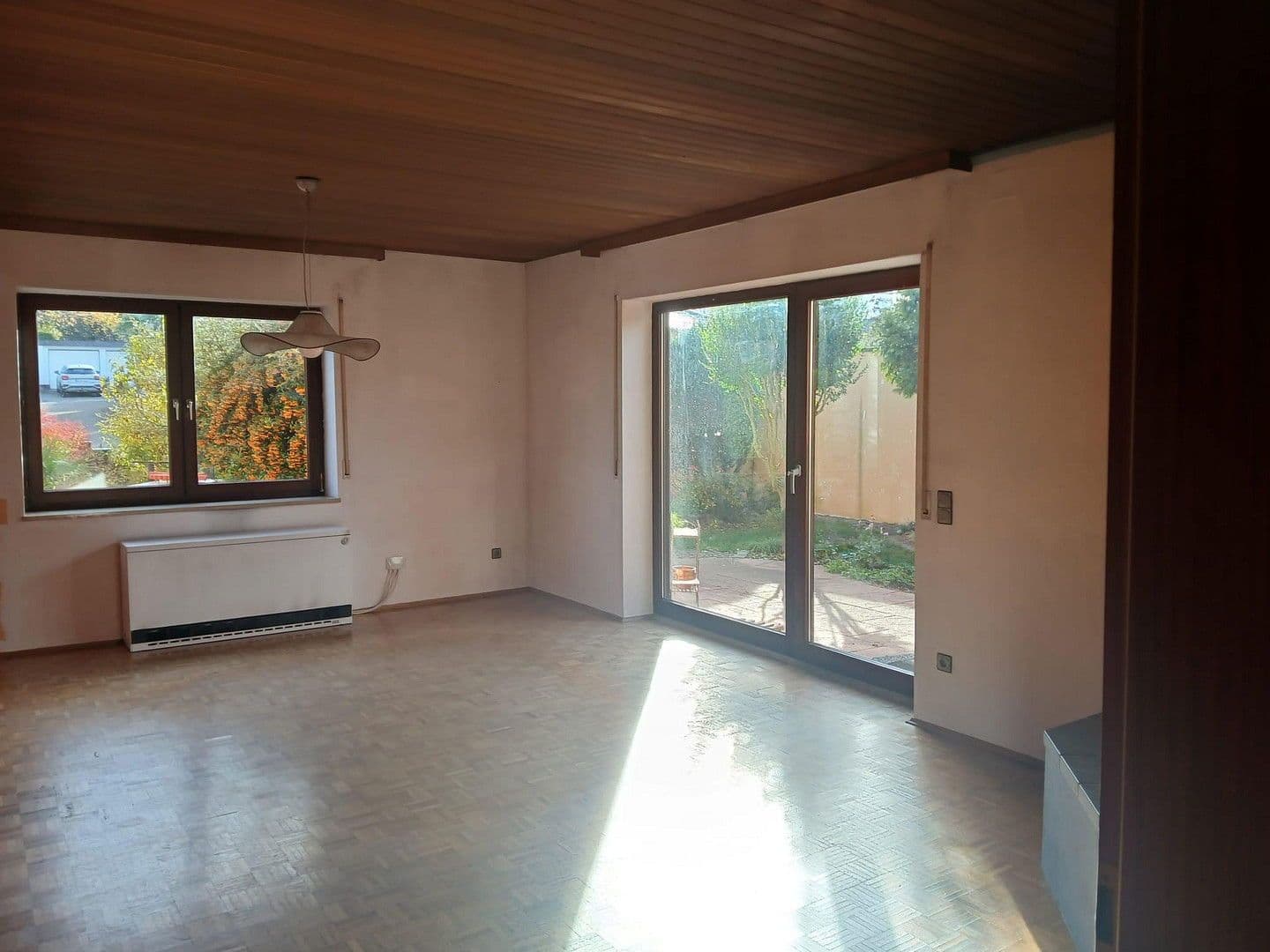 Prodej domu 128 m², pozemek 585 m², Fasanenweg 7, Pyrbaum, Bavorsko Prodej domu 128 m², pozemek 585 m², Fasanenweg 7, Pyrbaum, Bavorsko