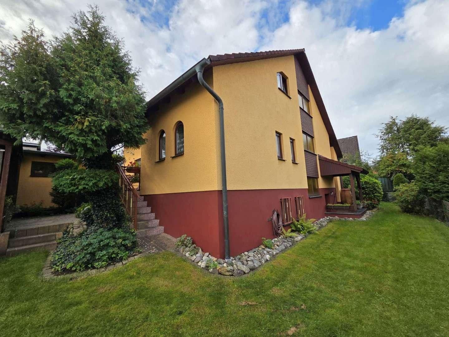 Prodej domu 128 m², pozemek 585 m², Fasanenweg 7, Pyrbaum, Bavorsko Prodej domu 128 m², pozemek 585 m², Fasanenweg 7, Pyrbaum, Bavorsko