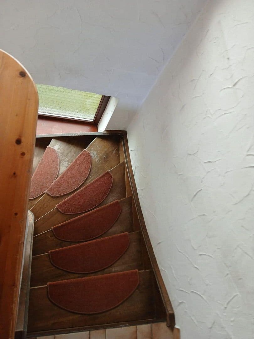 Prodej domu 128 m², pozemek 585 m², Fasanenweg 7, Pyrbaum, Bavorsko Prodej domu 128 m², pozemek 585 m², Fasanenweg 7, Pyrbaum, Bavorsko