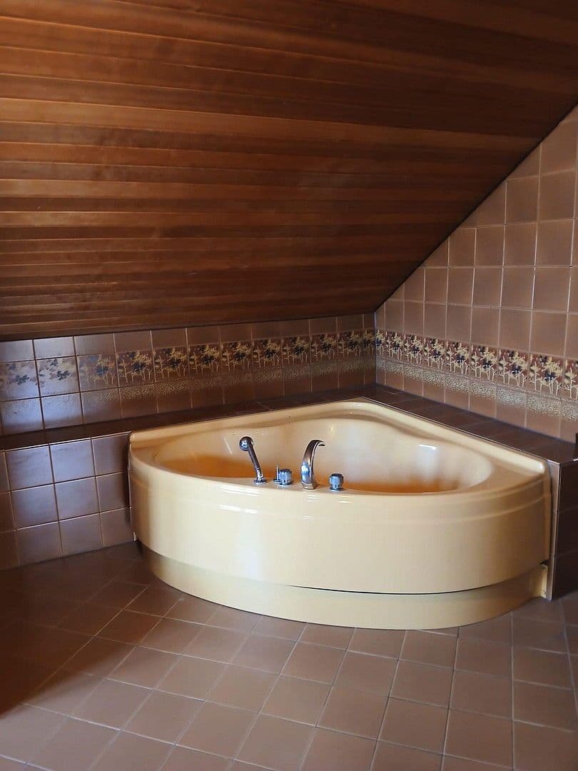 Prodej domu 128 m², pozemek 585 m², Fasanenweg 7, Pyrbaum, Bavorsko Prodej domu 128 m², pozemek 585 m², Fasanenweg 7, Pyrbaum, Bavorsko