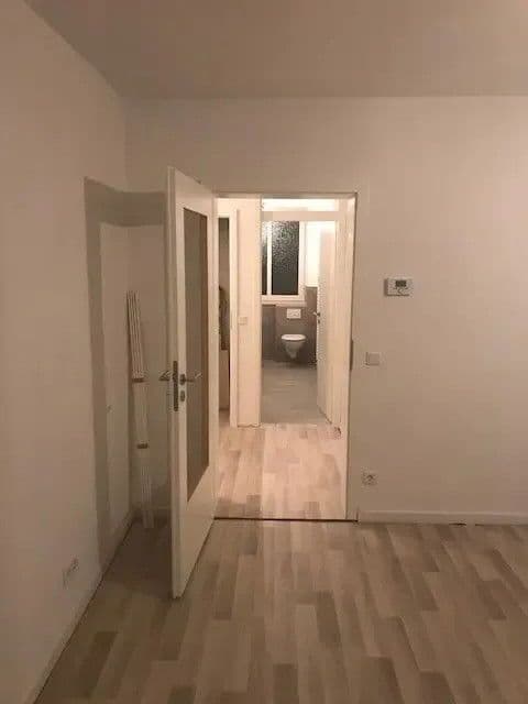 Pronájem bytu 3+1 87 m², Frankfurt, Hessen Pronájem bytu 3+1 87 m², Frankfurt, Hessen