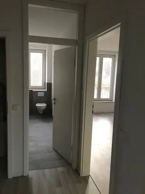 Pronájem bytu 3+1 87 m², Frankfurt, Hessen Pronájem bytu 3+1 87 m², Frankfurt, Hessen