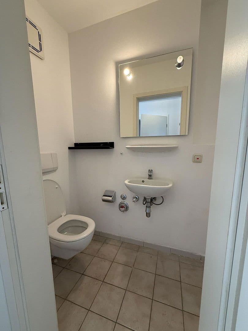 Pronájem bytu 2+1 60 m², Nürnberg, Bavorsko Pronájem bytu 2+1 60 m², Nürnberg, Bavorsko