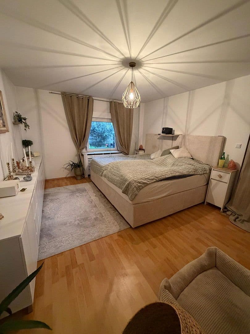 Prodej domu 180 m², pozemek 291 m², Haßloch, Porýní-Falc Prodej domu 180 m², pozemek 291 m², Haßloch, Porýní-Falc