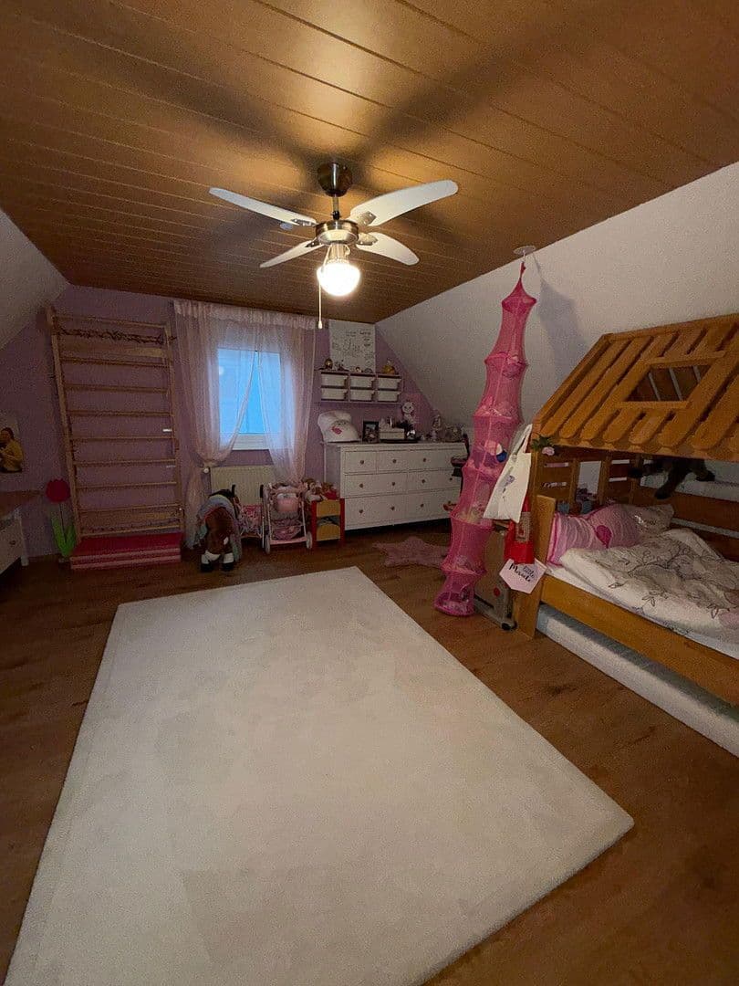 Prodej domu 180 m², pozemek 291 m², Haßloch, Porýní-Falc Prodej domu 180 m², pozemek 291 m², Haßloch, Porýní-Falc