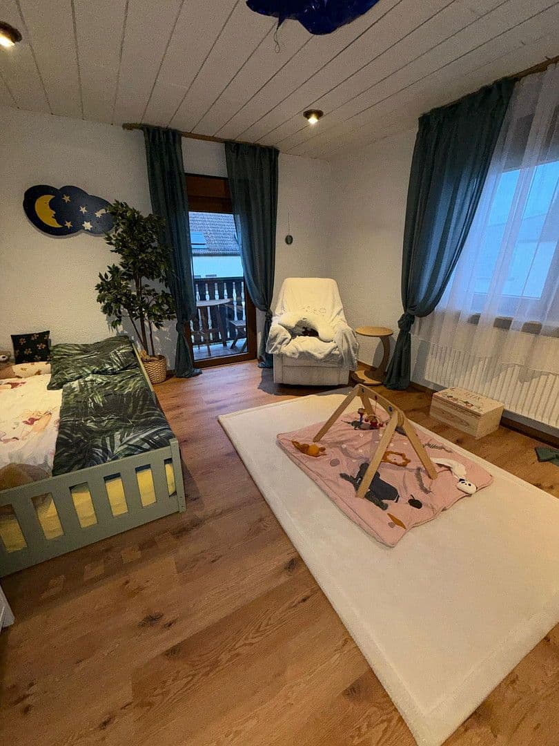 Prodej domu 180 m², pozemek 291 m², Haßloch, Porýní-Falc Prodej domu 180 m², pozemek 291 m², Haßloch, Porýní-Falc