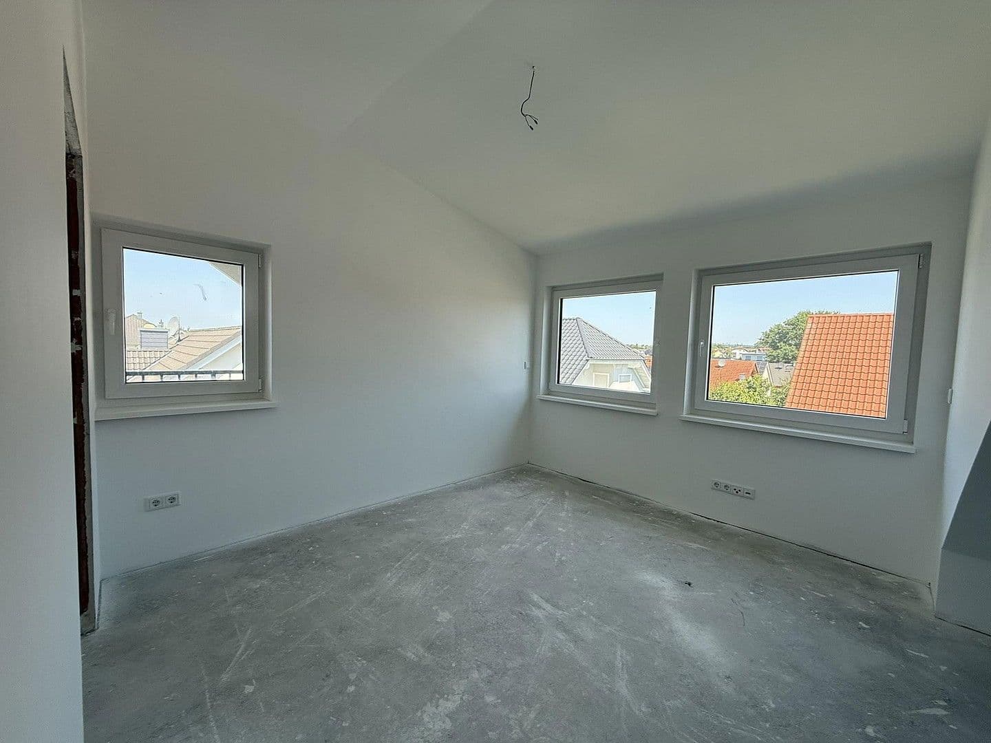 Prodej domu 143 m², pozemek 210 m², Nidderau, Hessen Prodej domu 143 m², pozemek 210 m², Nidderau, Hessen