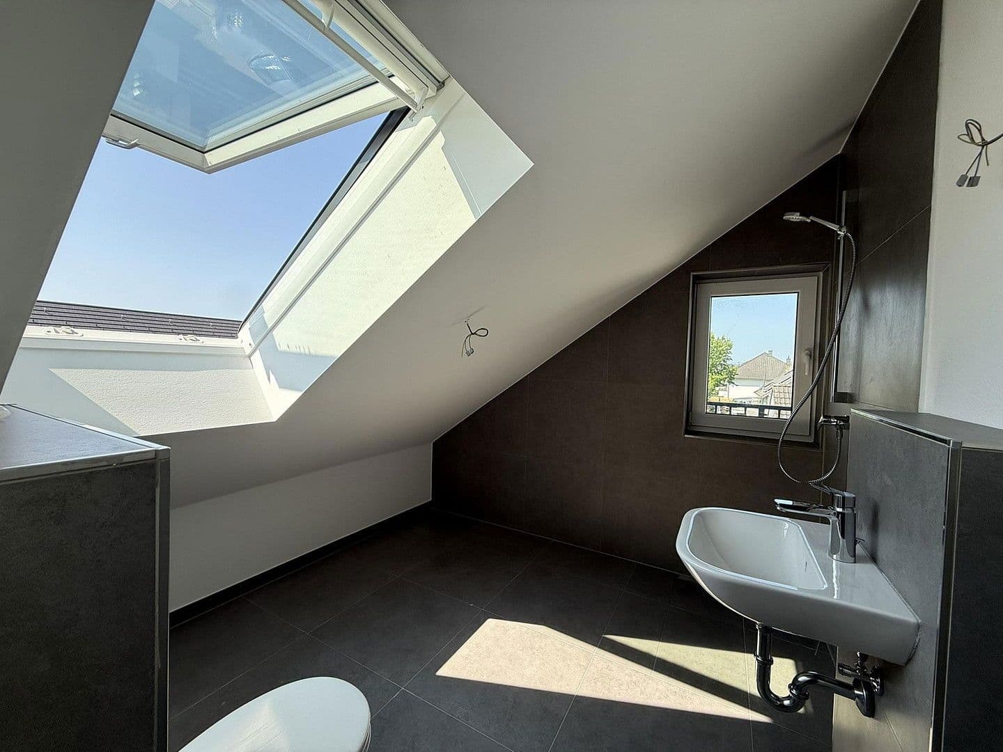 Prodej domu 143 m², pozemek 210 m², Nidderau, Hessen Prodej domu 143 m², pozemek 210 m², Nidderau, Hessen