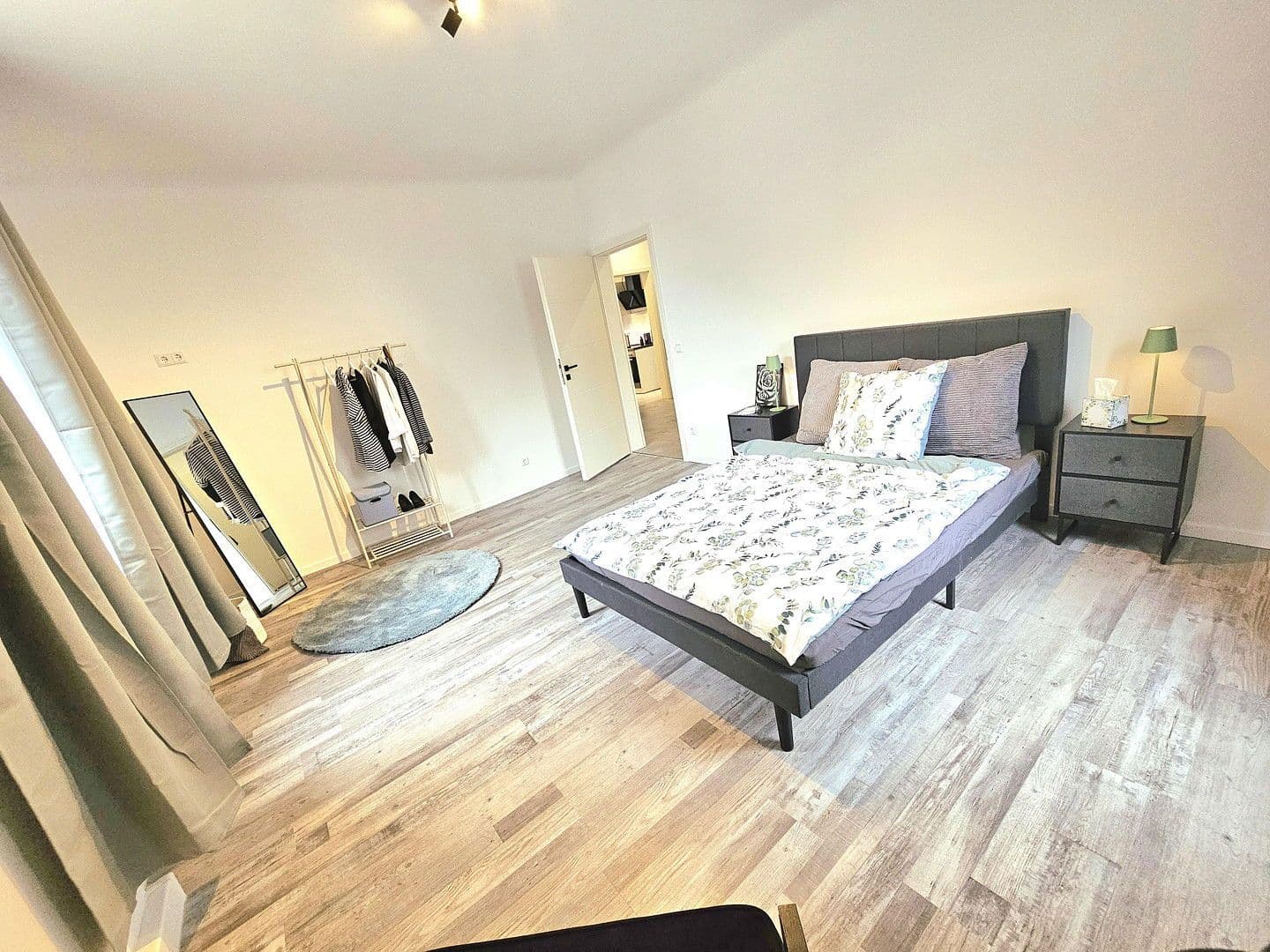 Pronájem bytu 3+kk 93 m², Herrmannstraße.28, Heilbronn, Bádensko-Württembersko Pronájem bytu 3+kk 93 m², Herrmannstraße.28, Heilbronn, Bádensko-Württembersko