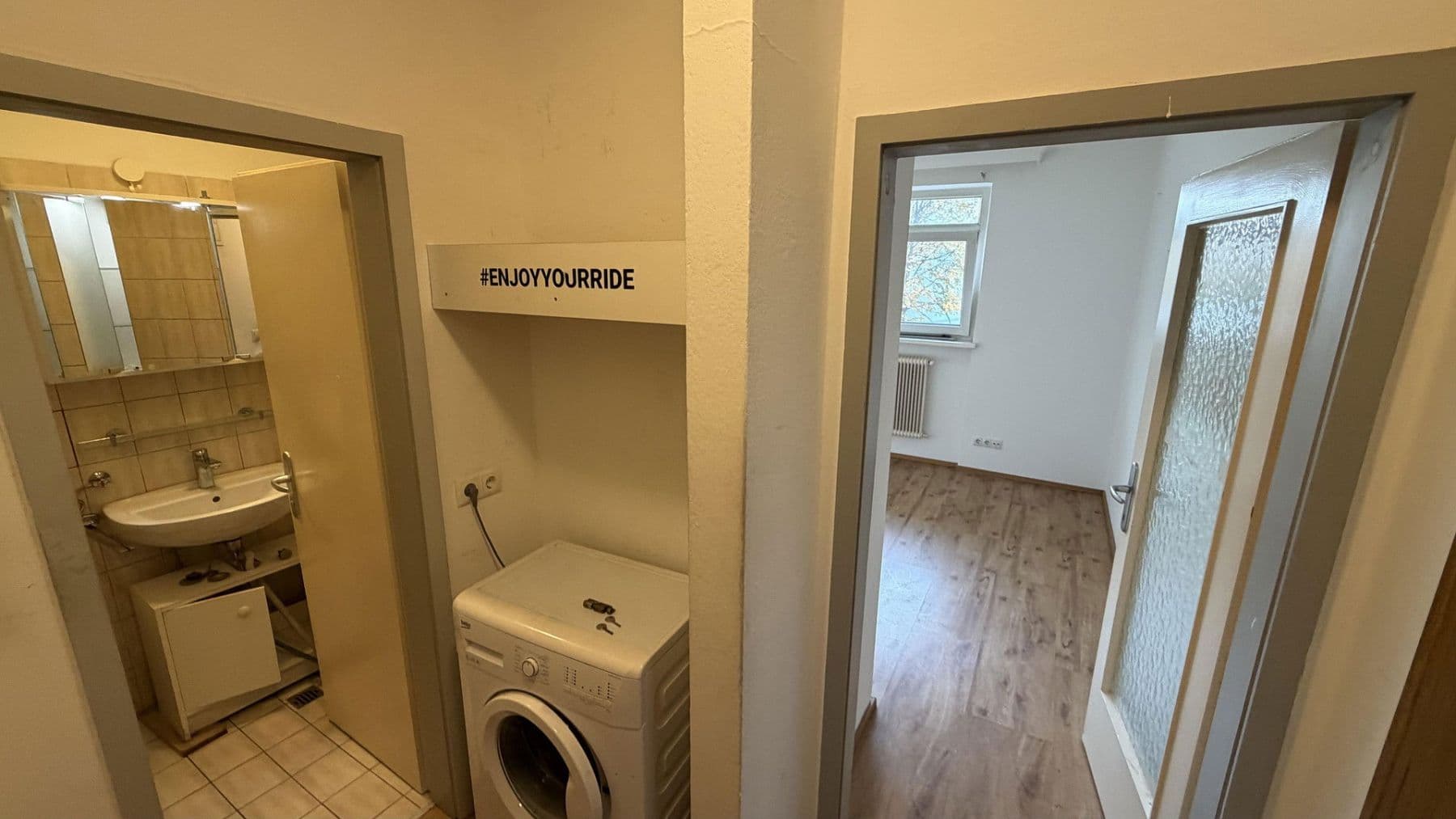 Pronájem bytu 1+1 30 m², Lohbachufer 5, Innsbruck, Tyrolsko Pronájem bytu 1+1 30 m², Lohbachufer 5, Innsbruck, Tyrolsko