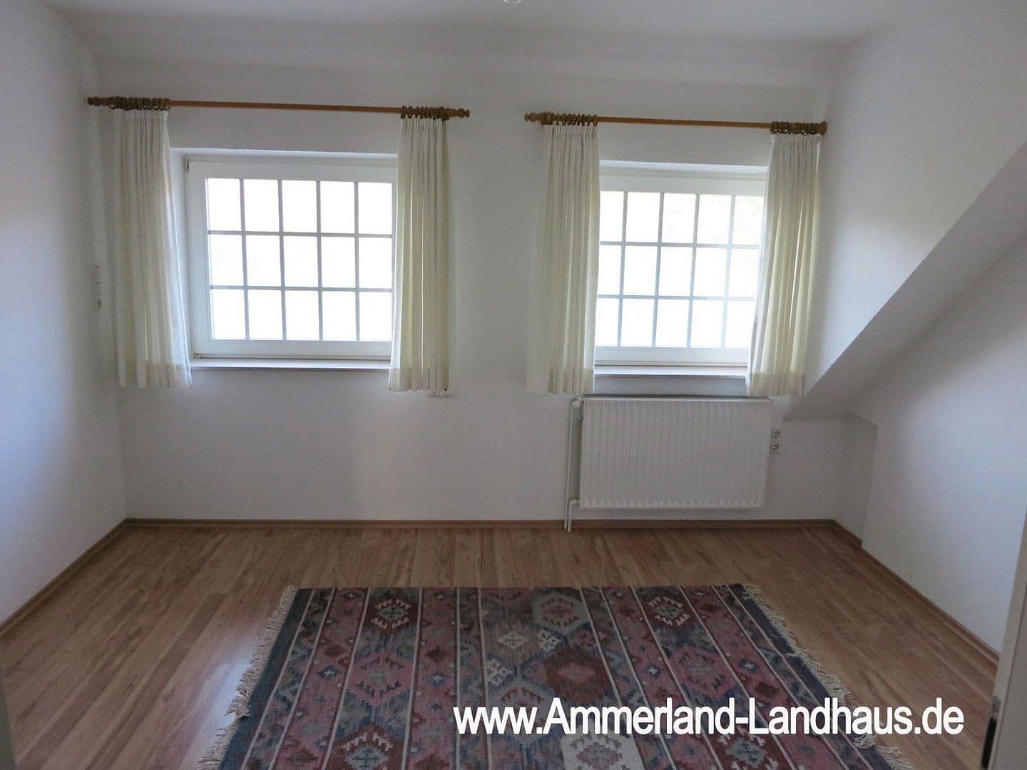 Prodej domu 310 m², pozemek 8.127 m², Westerstede, Dolní Sasko Prodej domu 310 m², pozemek 8.127 m², Westerstede, Dolní Sasko