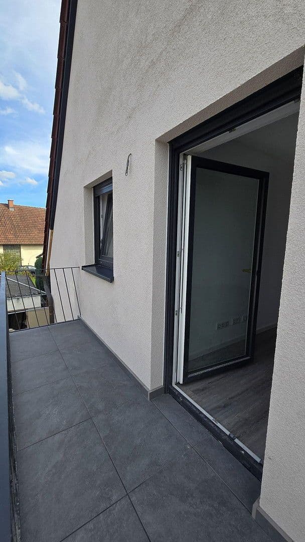 Pronájem bytu 3+kk 80 m², Römerberg, Porýní-Falc Pronájem bytu 3+kk 80 m², Römerberg, Porýní-Falc