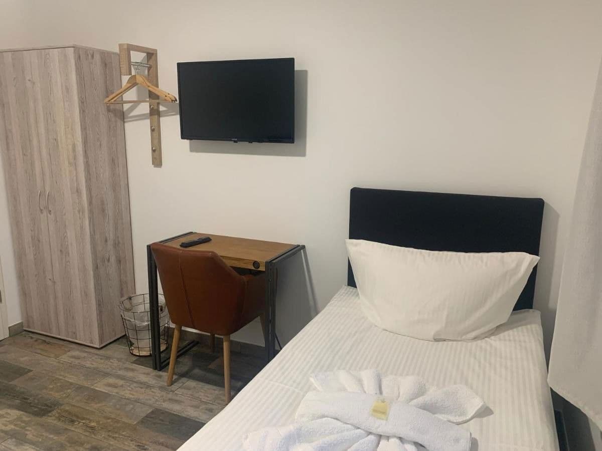 Pronájem bytu 1+1 22 m², Höfener Str. 31, Schömberg, Bádensko-Württembersko Pronájem bytu 1+1 22 m², Höfener Str. 31, Schömberg, Bádensko-Württembersko