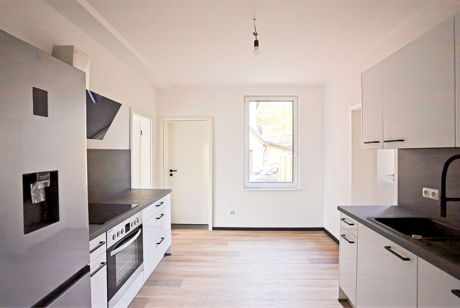 Pronájem bytu 4+1 118 m², Herrenruhmweg 9, Trittau, Šlesvicko-Holštýnsko Pronájem bytu 4+1 118 m², Herrenruhmweg 9, Trittau, Šlesvicko-Holštýnsko