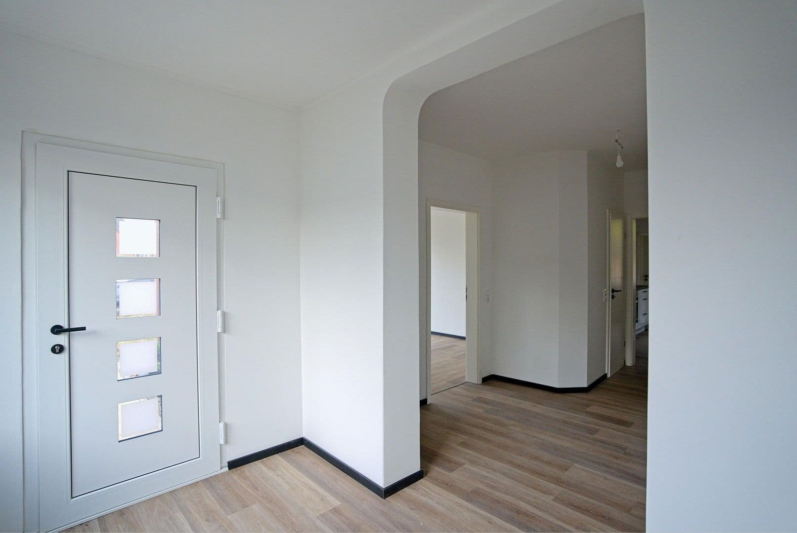 Pronájem bytu 4+1 118 m², Herrenruhmweg 9, Trittau, Šlesvicko-Holštýnsko Pronájem bytu 4+1 118 m², Herrenruhmweg 9, Trittau, Šlesvicko-Holštýnsko