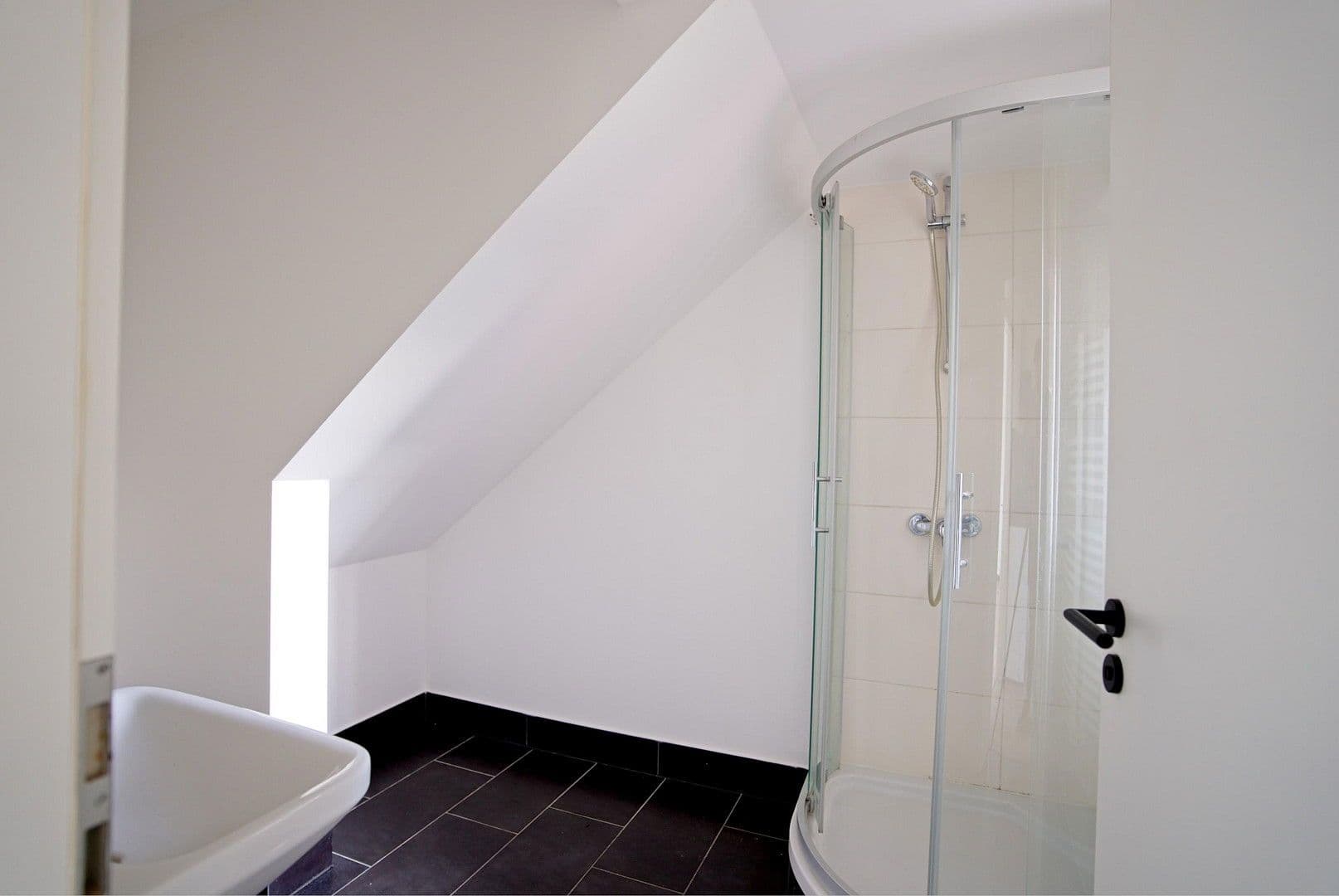 Pronájem bytu 4+1 118 m², Herrenruhmweg 9, Trittau, Šlesvicko-Holštýnsko Pronájem bytu 4+1 118 m², Herrenruhmweg 9, Trittau, Šlesvicko-Holštýnsko