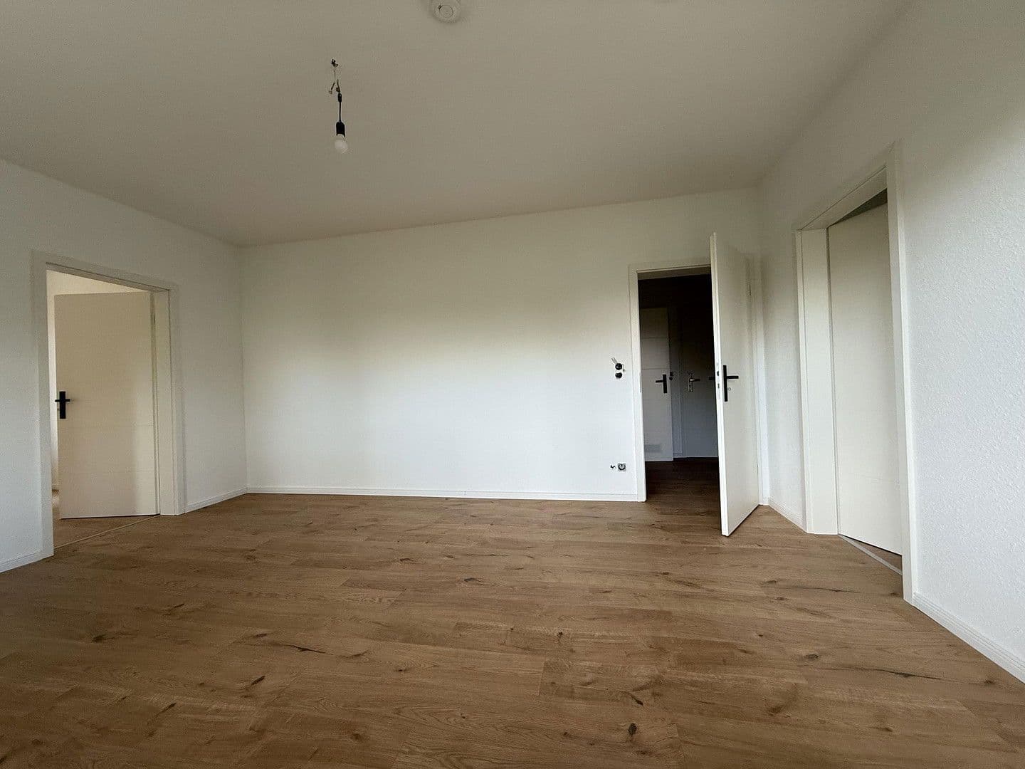 Pronájem bytu 2+1 50 m², Schäferstraße 16, Mönchengladbach, Severní Porýní-Vestfálsko Pronájem bytu 2+1 50 m², Schäferstraße 16, Mönchengladbach, Severní Porýní-Vestfálsko