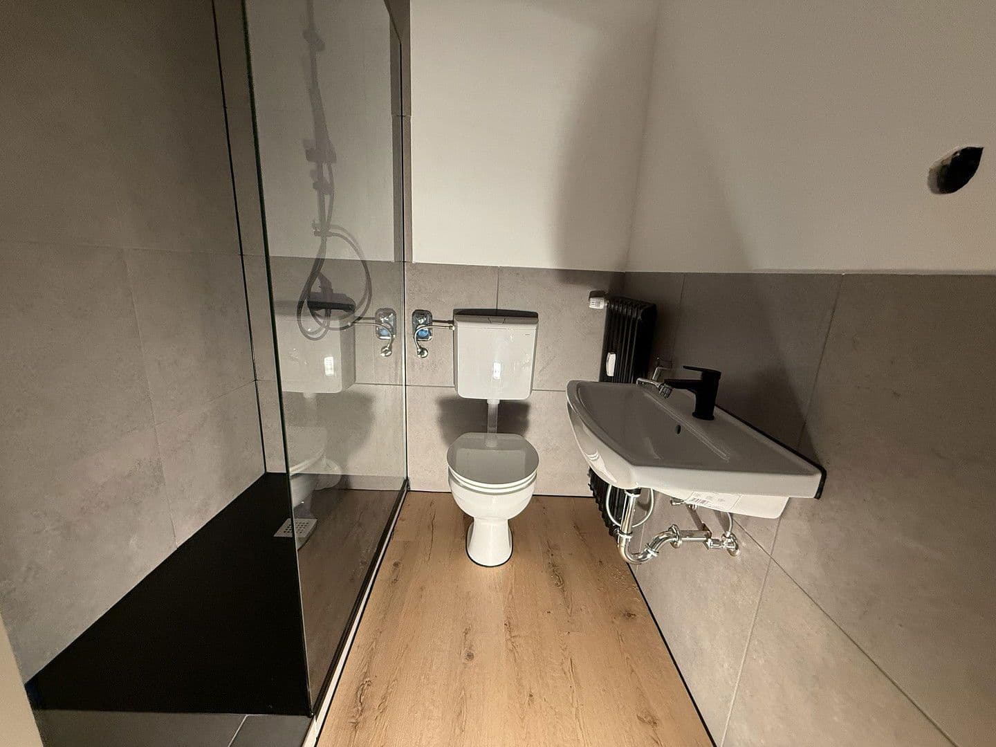 Pronájem bytu 2+1 50 m², Schäferstraße 16, Mönchengladbach, Severní Porýní-Vestfálsko Pronájem bytu 2+1 50 m², Schäferstraße 16, Mönchengladbach, Severní Porýní-Vestfálsko