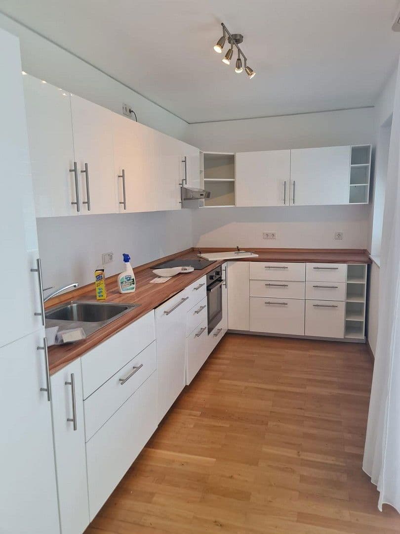 Prodej bytu 5+1 145 m², Europa-Allee 159, Frankfurt am Main, Hessen Prodej bytu 5+1 145 m², Europa-Allee 159, Frankfurt am Main, Hessen