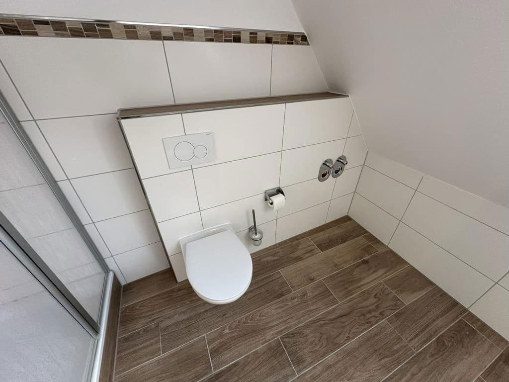 Pronájem bytu 3+1 55 m², Kübelmarkt 30, Bruchsal, Bádensko-Württembersko Pronájem bytu 3+1 55 m², Kübelmarkt 30, Bruchsal, Bádensko-Württembersko