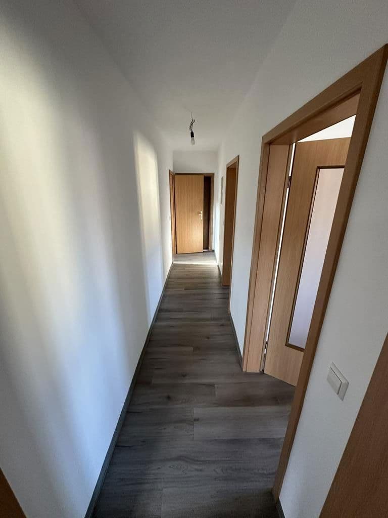 Pronájem bytu 3+1 55 m², Kübelmarkt 30, Bruchsal, Bádensko-Württembersko Pronájem bytu 3+1 55 m², Kübelmarkt 30, Bruchsal, Bádensko-Württembersko
