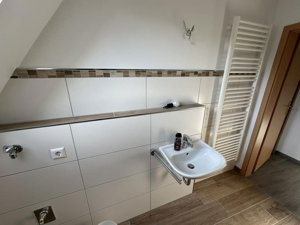 Pronájem bytu 3+1 55 m², Kübelmarkt 30, Bruchsal, Bádensko-Württembersko Pronájem bytu 3+1 55 m², Kübelmarkt 30, Bruchsal, Bádensko-Württembersko