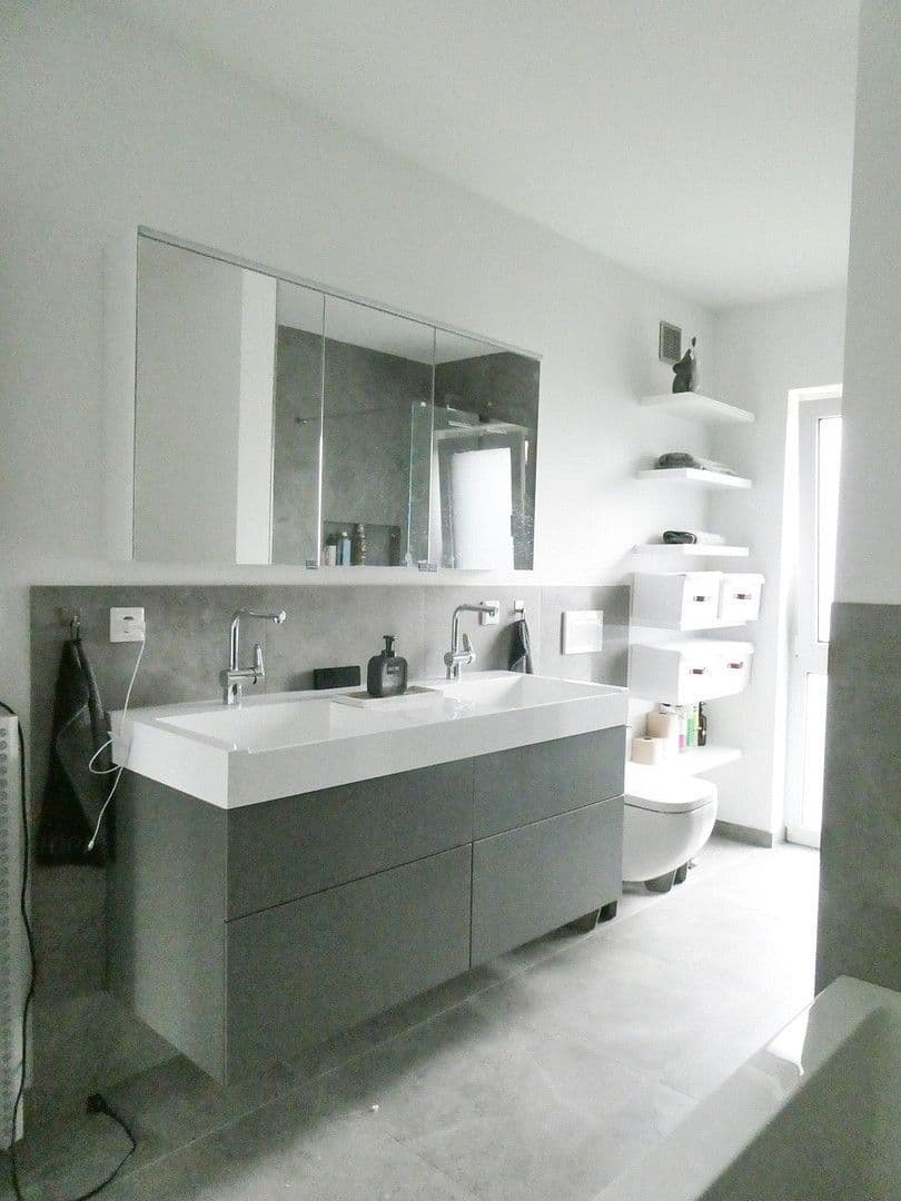 Pronájem domu 167 m², pozemek 1.730 m², Waldkappel, Hessen Pronájem domu 167 m², pozemek 1.730 m², Waldkappel, Hessen