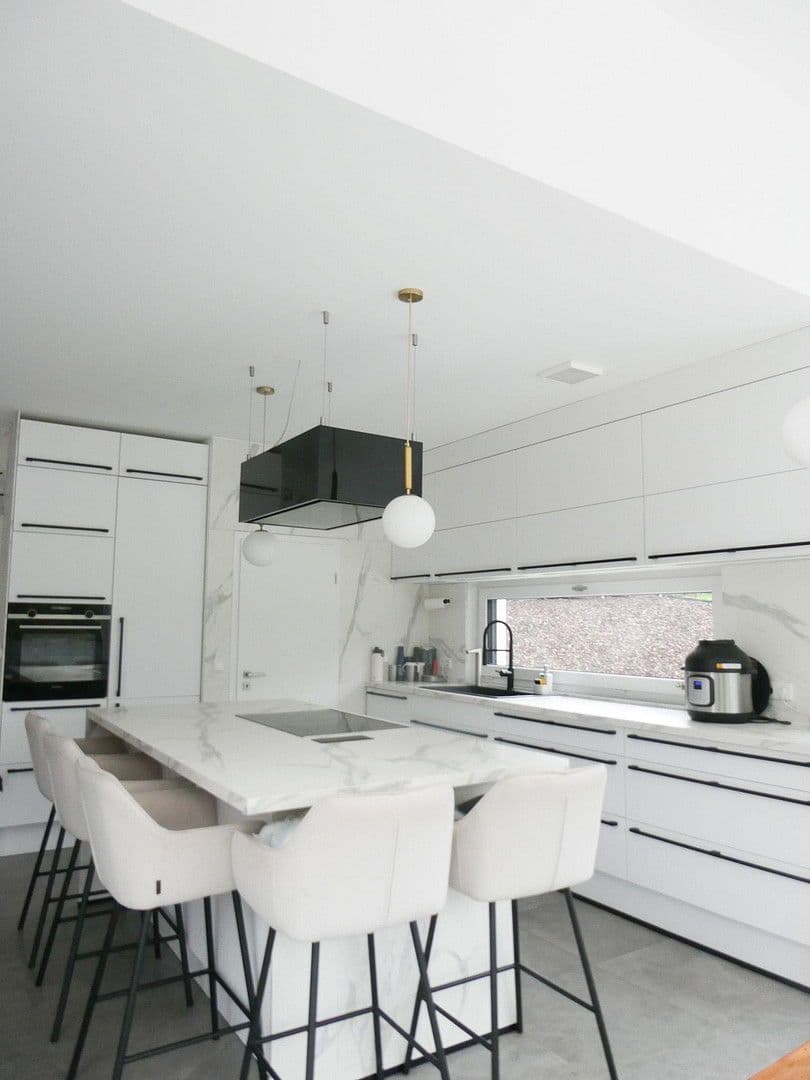 Pronájem domu 167 m², pozemek 1.730 m², Waldkappel, Hessen Pronájem domu 167 m², pozemek 1.730 m², Waldkappel, Hessen