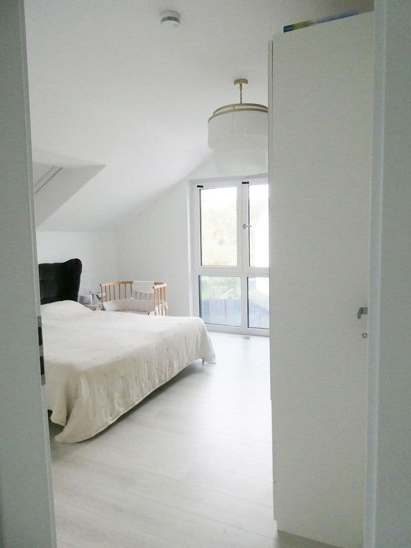 Pronájem domu 167 m², pozemek 1.730 m², Waldkappel, Hessen Pronájem domu 167 m², pozemek 1.730 m², Waldkappel, Hessen