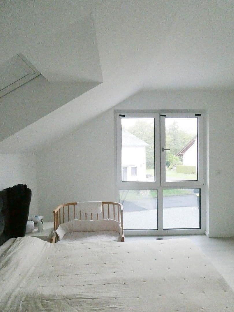 Pronájem domu 167 m², pozemek 1.730 m², Waldkappel, Hessen Pronájem domu 167 m², pozemek 1.730 m², Waldkappel, Hessen