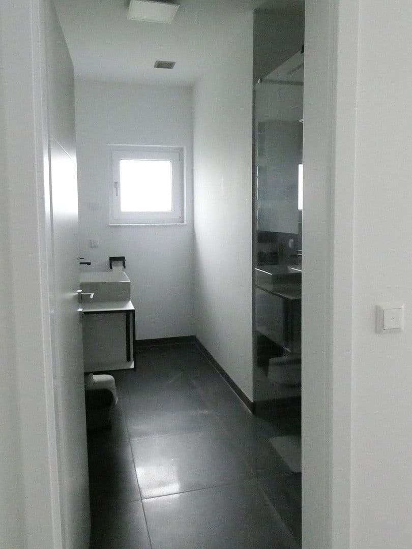 Pronájem domu 167 m², pozemek 1.730 m², Waldkappel, Hessen Pronájem domu 167 m², pozemek 1.730 m², Waldkappel, Hessen