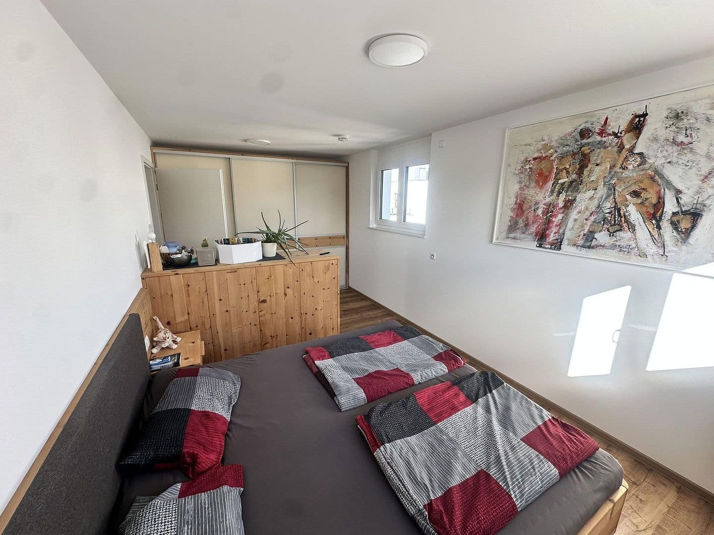 Prodej bytu 3+1 94 m², Keltenweg 3a, Bad Krozingen, Bádensko-Württembersko Prodej bytu 3+1 94 m², Keltenweg 3a, Bad Krozingen, Bádensko-Württembersko