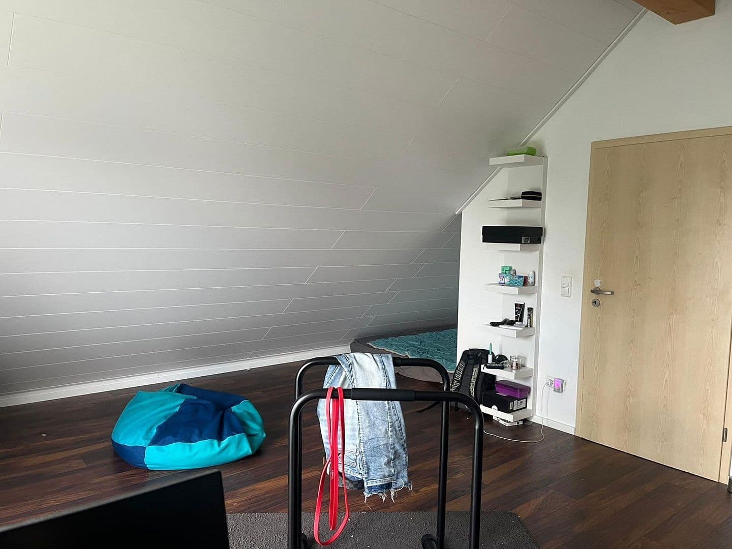 Prodej domu 142 m², pozemek 230 m², Stutensee, Bádensko-Württembersko Prodej domu 142 m², pozemek 230 m², Stutensee, Bádensko-Württembersko