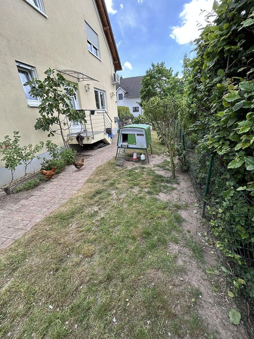 Prodej domu 142 m², pozemek 230 m², Stutensee, Bádensko-Württembersko Prodej domu 142 m², pozemek 230 m², Stutensee, Bádensko-Württembersko