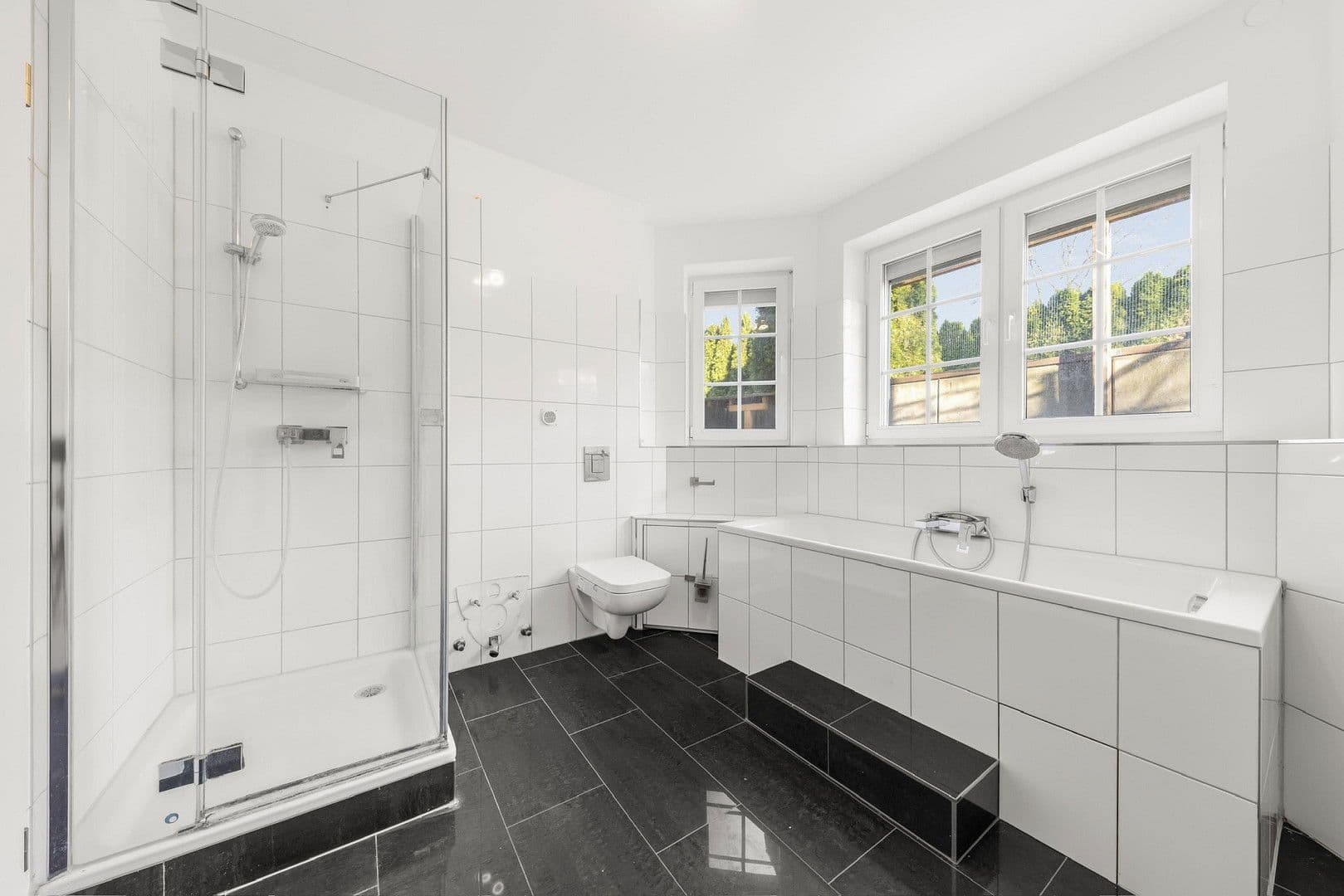 Pronájem bytu 3+1 112 m², Verdistr. 64, Berlin, Berlín Pronájem bytu 3+1 112 m², Verdistr. 64, Berlin, Berlín