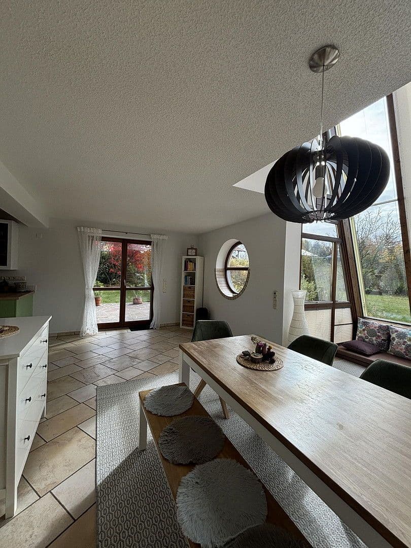 Prodej domu 232 m², pozemek 1.286 m², Tittmoning, Bavorsko Prodej domu 232 m², pozemek 1.286 m², Tittmoning, Bavorsko