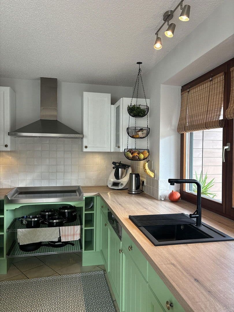 Prodej domu 232 m², pozemek 1.286 m², Tittmoning, Bavorsko Prodej domu 232 m², pozemek 1.286 m², Tittmoning, Bavorsko