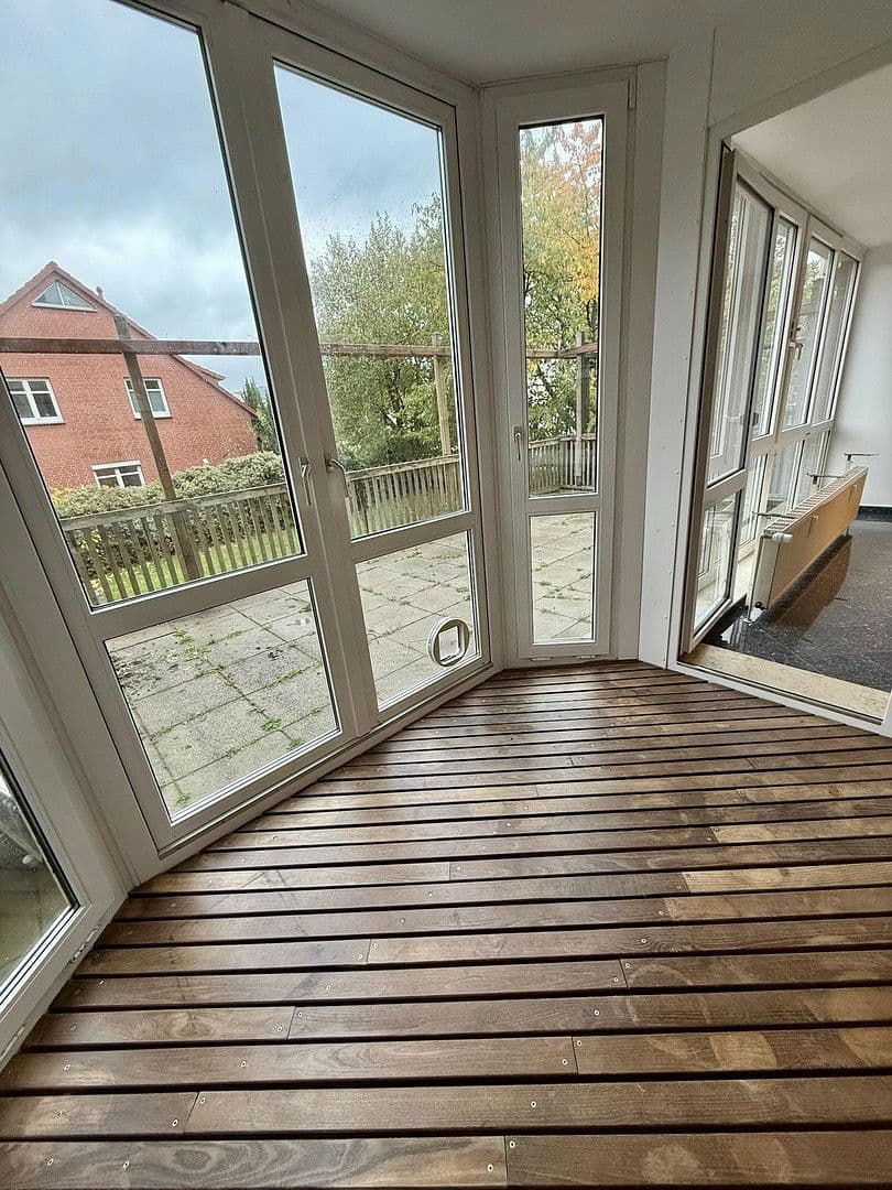 Pronájem bytu 2+1 60 m², Gustav-Heinemann-Straße 109, Bremen, Bremen Pronájem bytu 2+1 60 m², Gustav-Heinemann-Straße 109, Bremen, Bremen