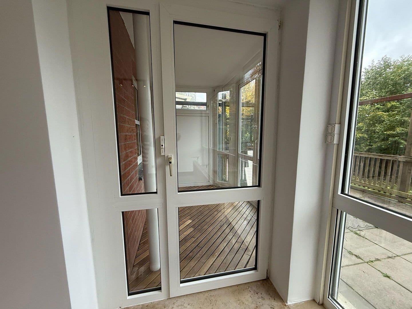 Pronájem bytu 2+1 60 m², Gustav-Heinemann-Straße 109, Bremen, Bremen Pronájem bytu 2+1 60 m², Gustav-Heinemann-Straße 109, Bremen, Bremen