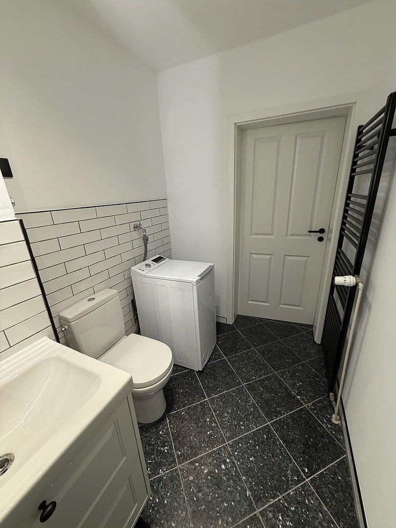 Pronájem bytu 2+1 60 m², Gustav-Heinemann-Straße 109, Bremen, Bremen Pronájem bytu 2+1 60 m², Gustav-Heinemann-Straße 109, Bremen, Bremen