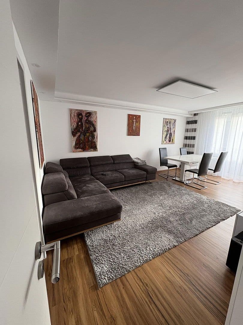 Prodej bytu 3+1 74 m², Saturnweg 27, Nürnberg, Bavorsko Prodej bytu 3+1 74 m², Saturnweg 27, Nürnberg, Bavorsko