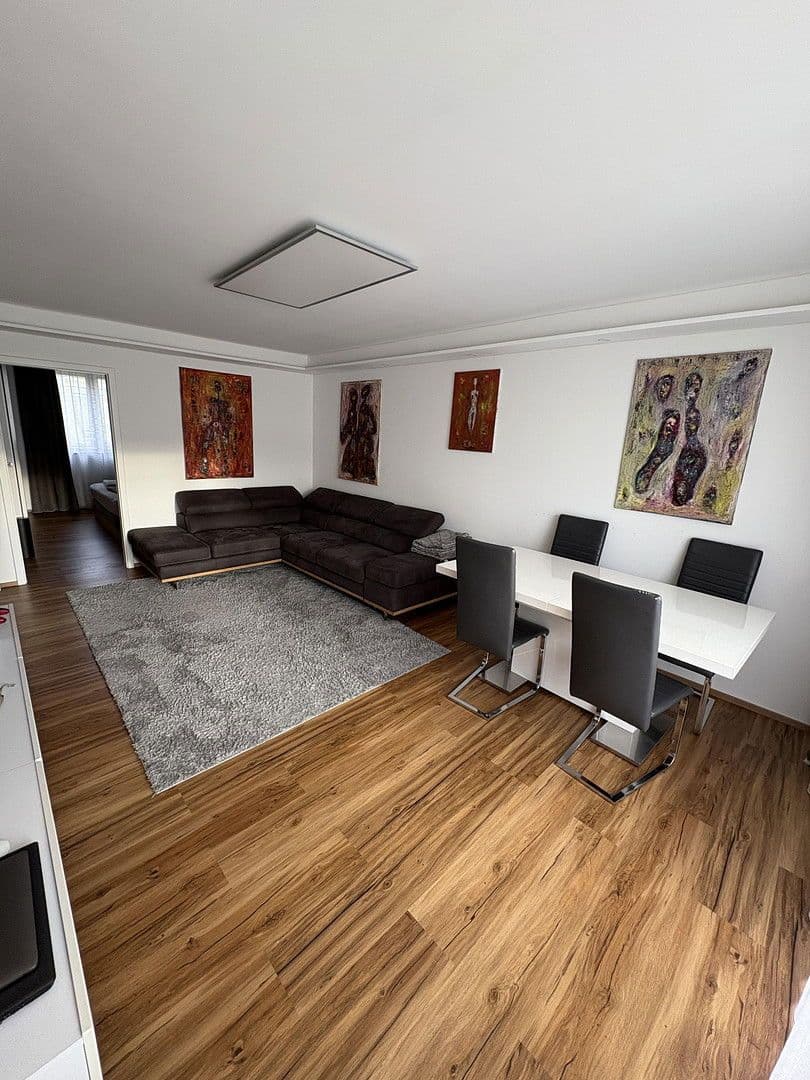 Prodej bytu 3+1 74 m², Saturnweg 27, Nürnberg, Bavorsko Prodej bytu 3+1 74 m², Saturnweg 27, Nürnberg, Bavorsko