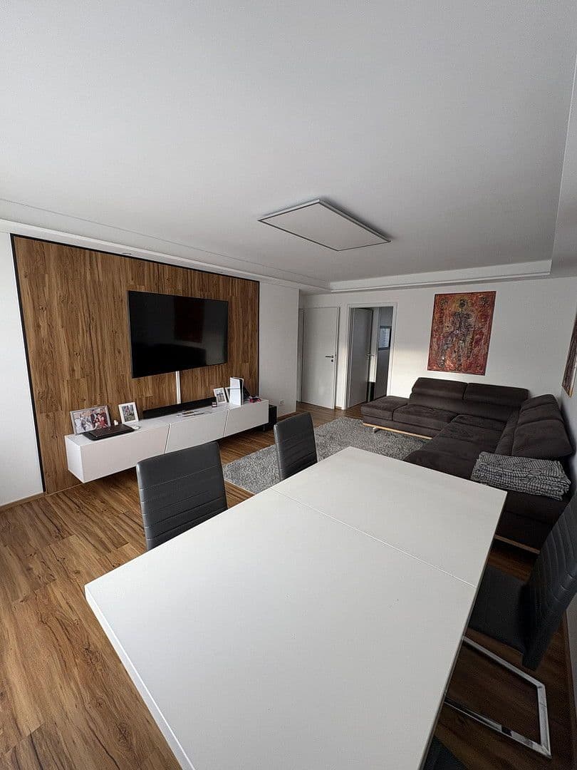 Prodej bytu 3+1 74 m², Saturnweg 27, Nürnberg, Bavorsko Prodej bytu 3+1 74 m², Saturnweg 27, Nürnberg, Bavorsko