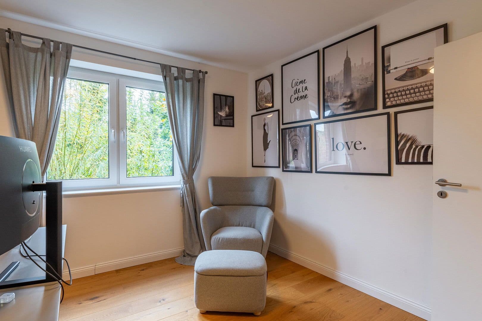 Prodej domu 117 m², pozemek 264 m², Kolberger Str., Stade, Dolní Sasko Prodej domu 117 m², pozemek 264 m², Kolberger Str., Stade, Dolní Sasko