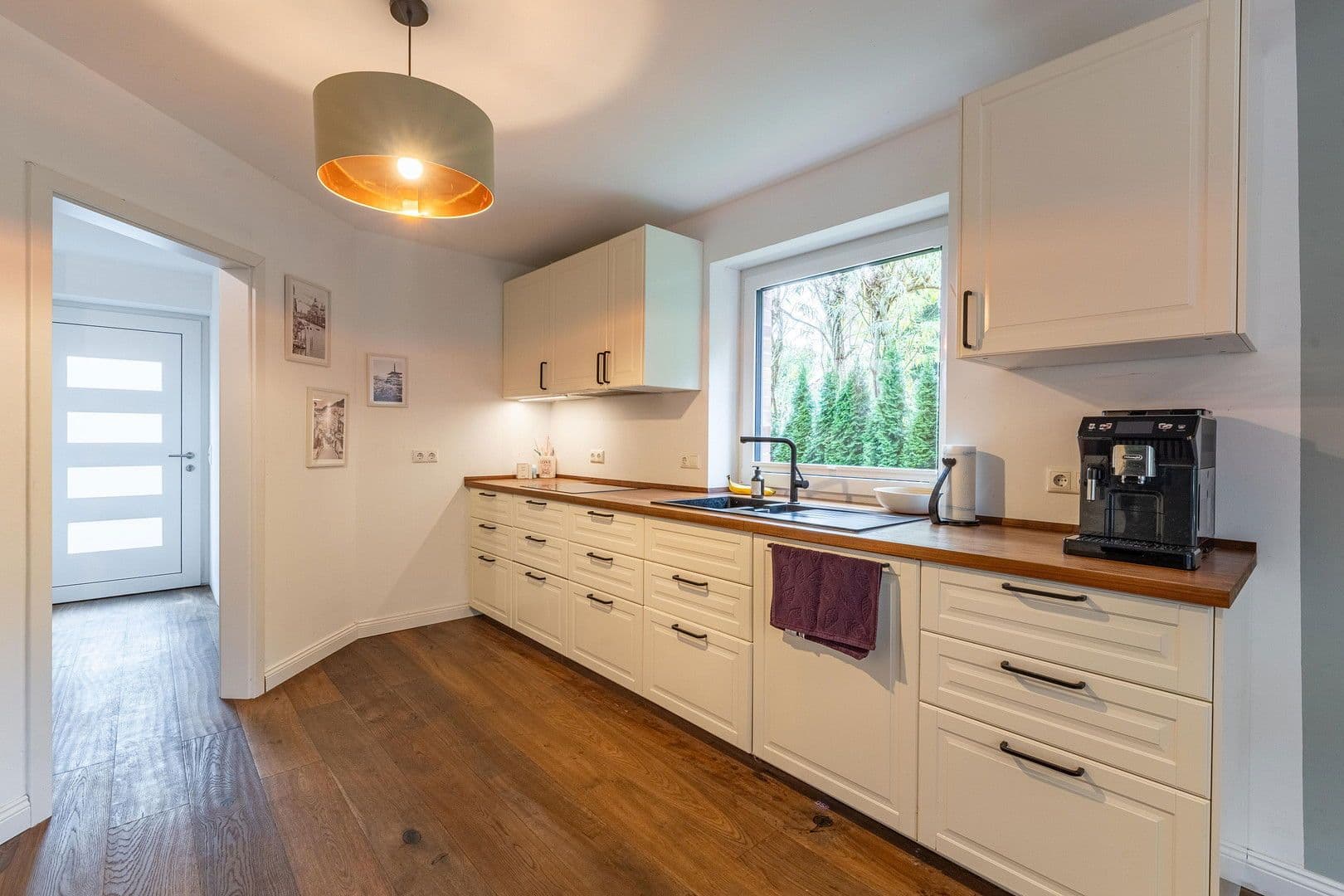 Prodej domu 117 m², pozemek 264 m², Kolberger Str., Stade, Dolní Sasko Prodej domu 117 m², pozemek 264 m², Kolberger Str., Stade, Dolní Sasko