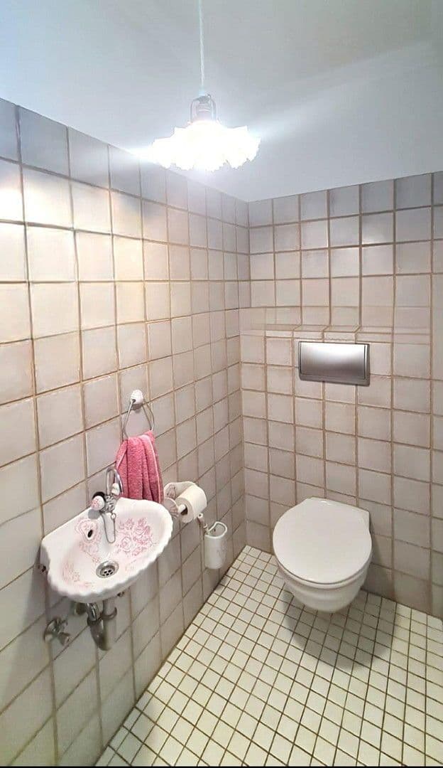 Prodej domu 185 m², pozemek 525 m², Vilshofen an der Donau, Bavorsko Prodej domu 185 m², pozemek 525 m², Vilshofen an der Donau, Bavorsko