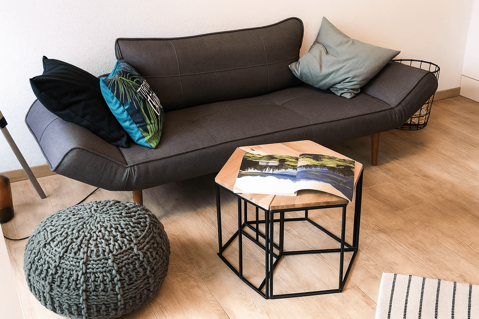 Pronájem bytu 2+1 40 m², Leonberg, Bádensko-Württembersko Pronájem bytu 2+1 40 m², Leonberg, Bádensko-Württembersko